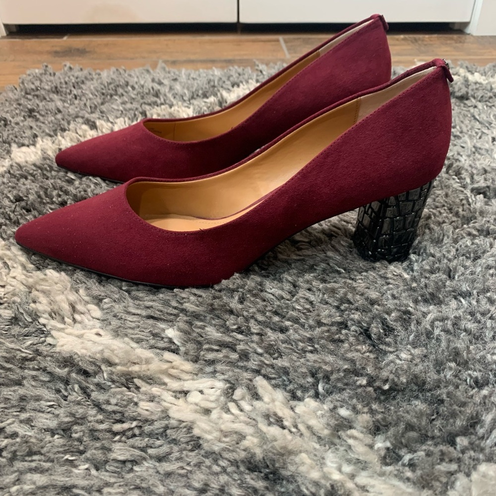 J.Renee Vaneeta Women’s pump, burgundy suede, size 13, never worn